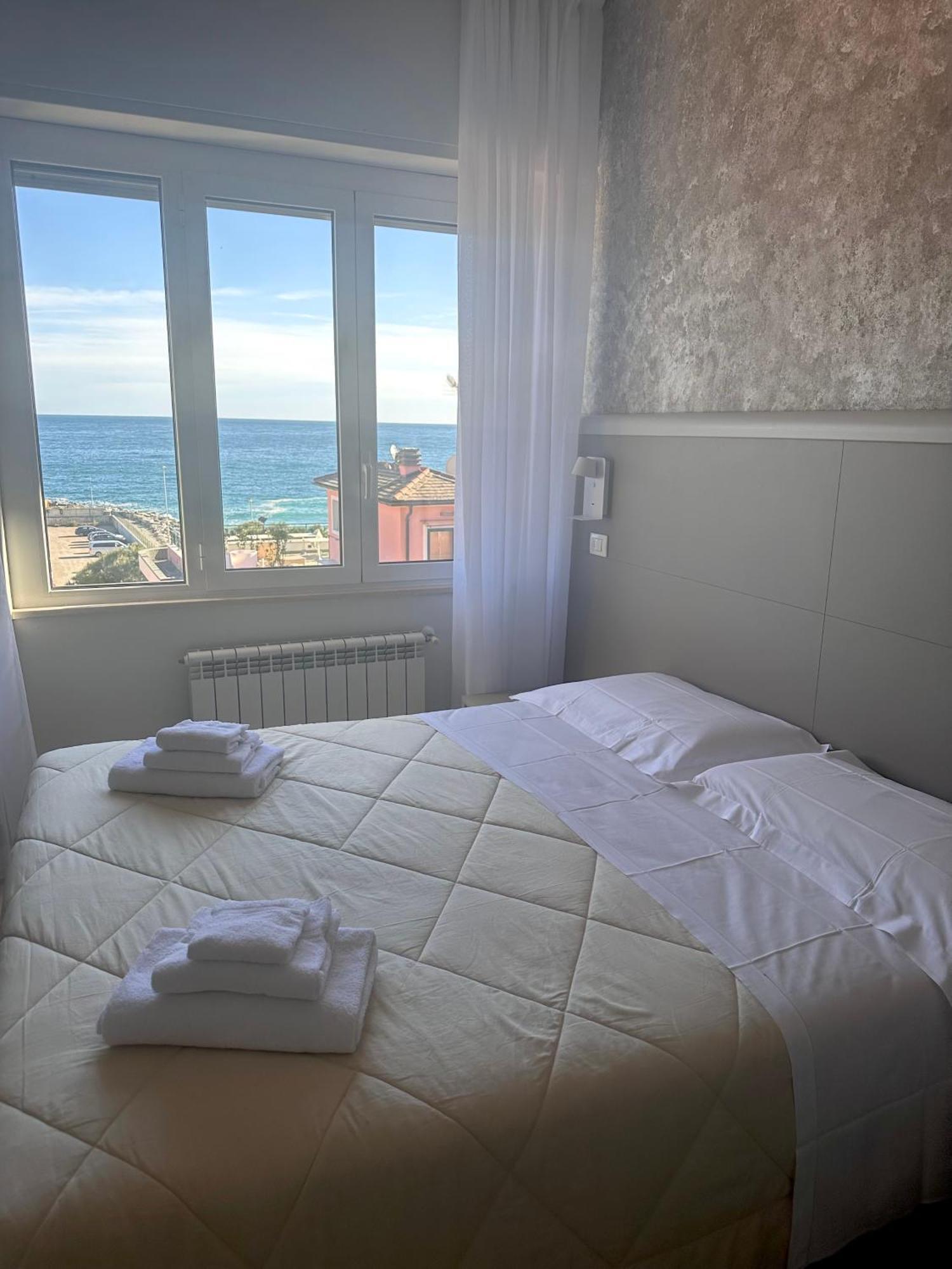 Hotel La Casa sul Mare - Monterosso - Cinque Terre Monterosso al Mare Exterior foto